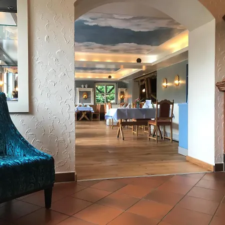 Vendégház Landhotel Trakehnerhof 3*